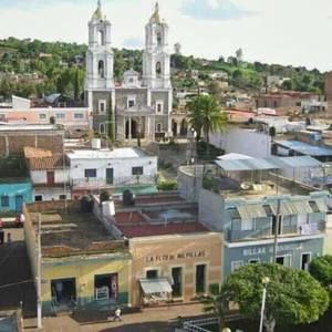 Meet your Posher, Pepe